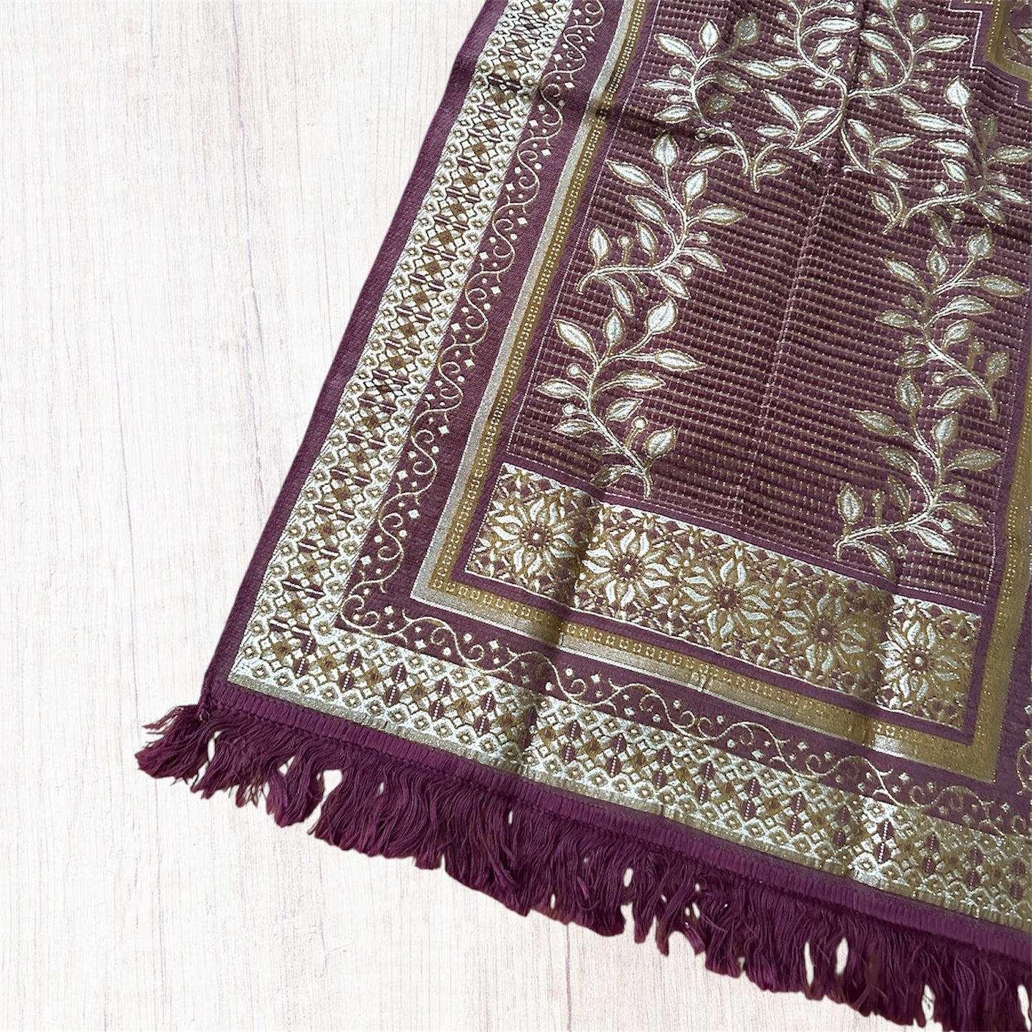 Islamic/Muslim Prayer Rug | Janamaz | Namaz - Floral Design