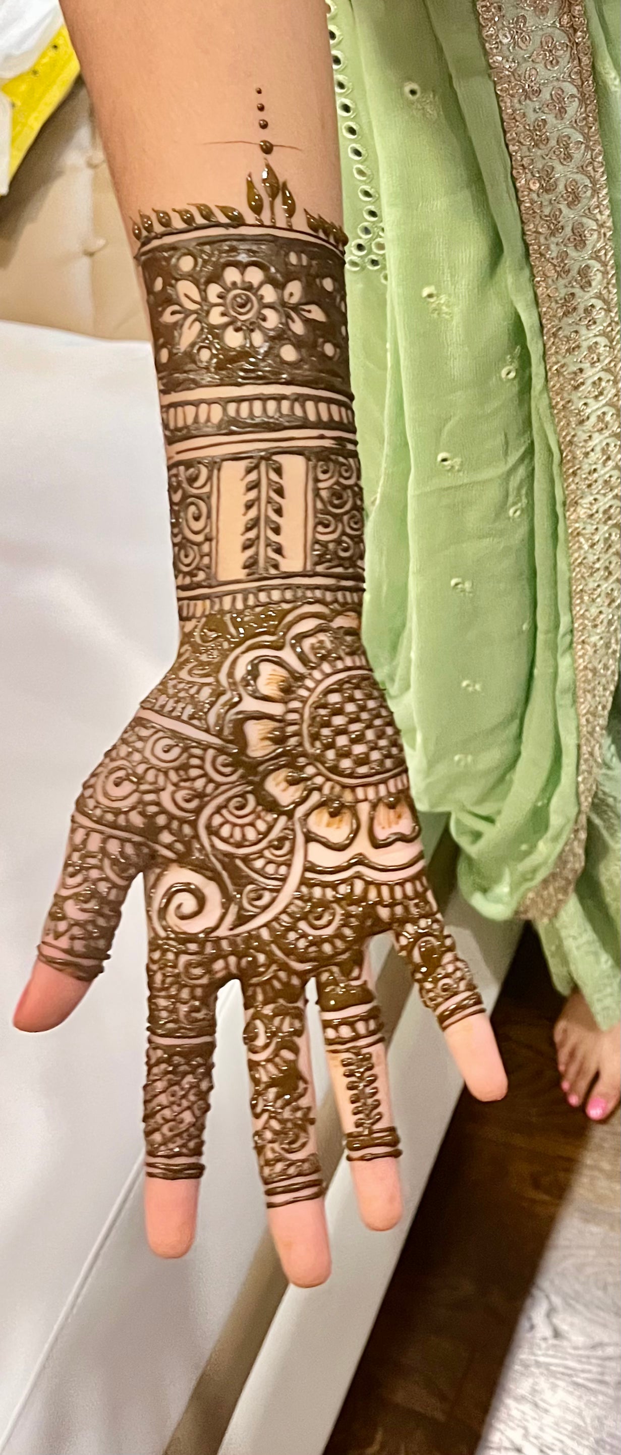 HENNADESIGN05