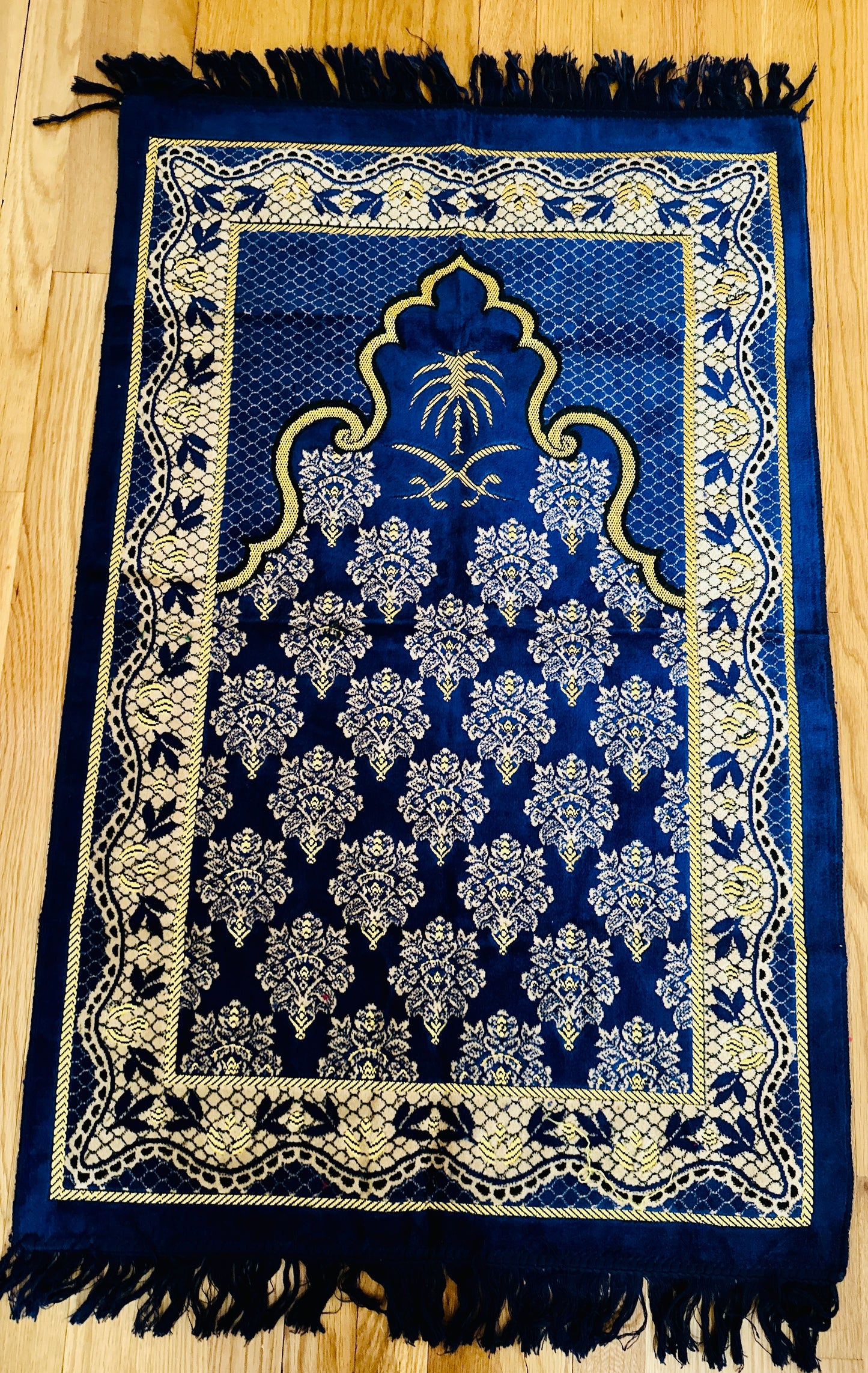 Islamic/Muslim Prayer Rug | Janamaz | Namaz Sajadah